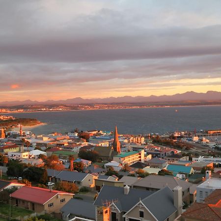 3Coloursblue Guest House Mosselbaai Buitenkant foto