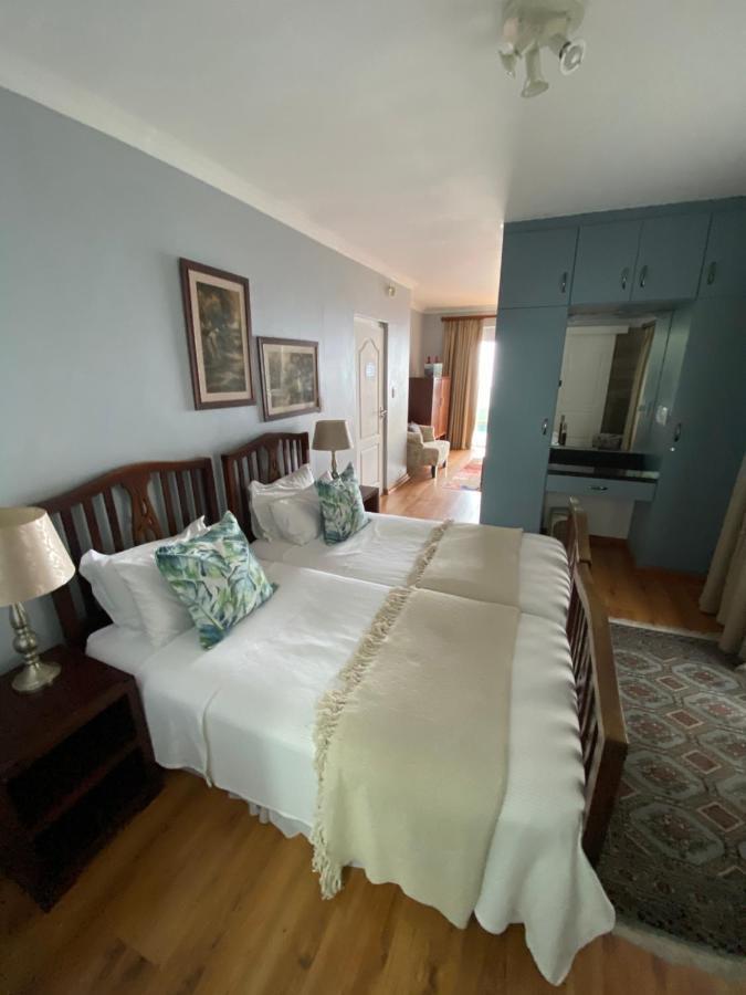 3Coloursblue Guest House Mosselbaai Buitenkant foto